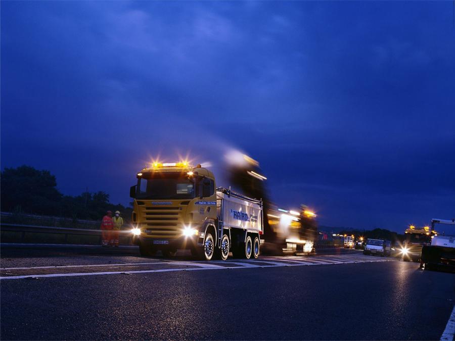  Scania R420 8x4 Tipper 2004 года  (фото 2 из 11)